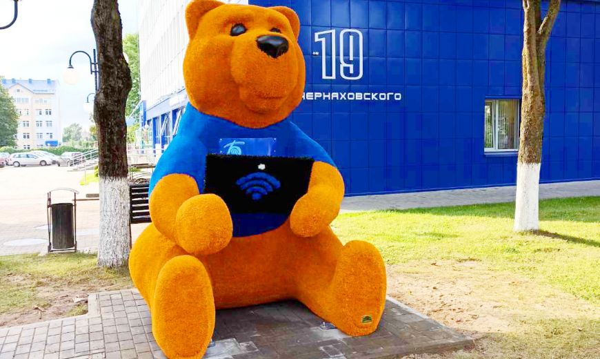 "Мишка с планшетом" появился в Витебске